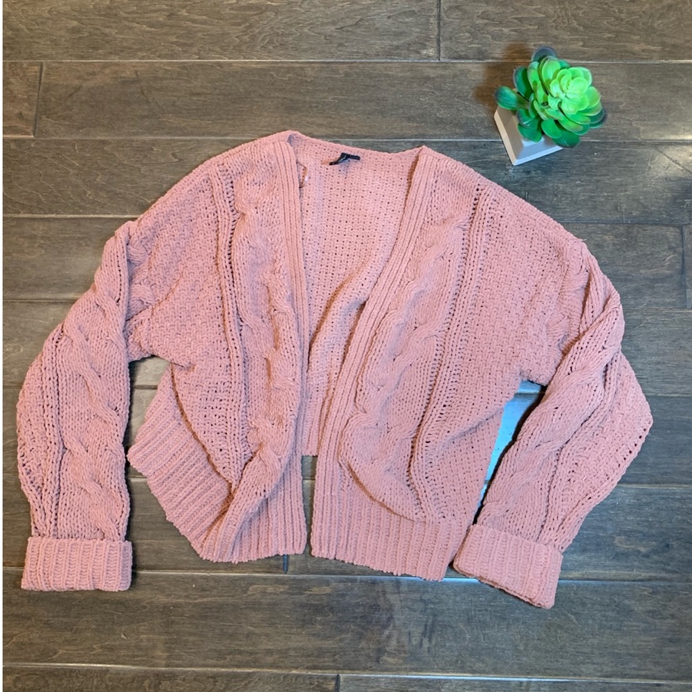 High/low knitted cardigan - Picture 2 of 3
